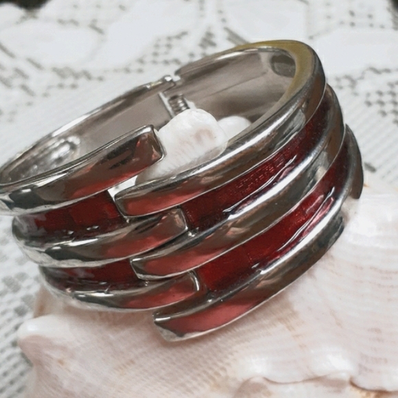 Vintage Silver Tone & Red Bracelet - Picture 2 of 5